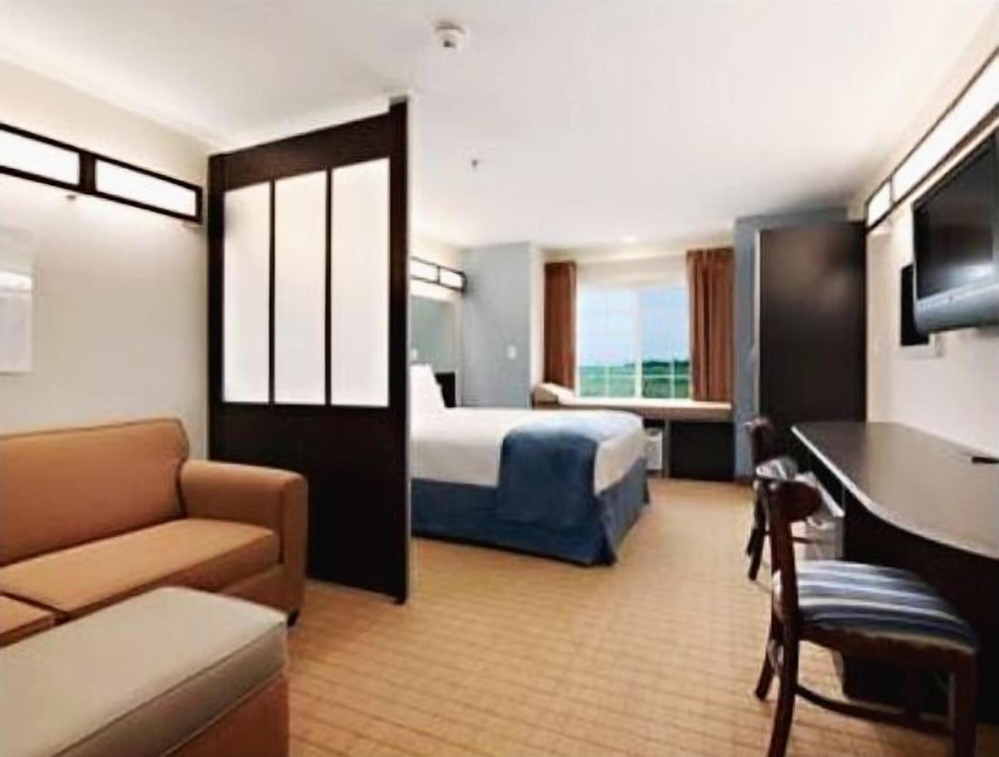 Three Rivers Inn & Suites Port Arthur Habitación foto